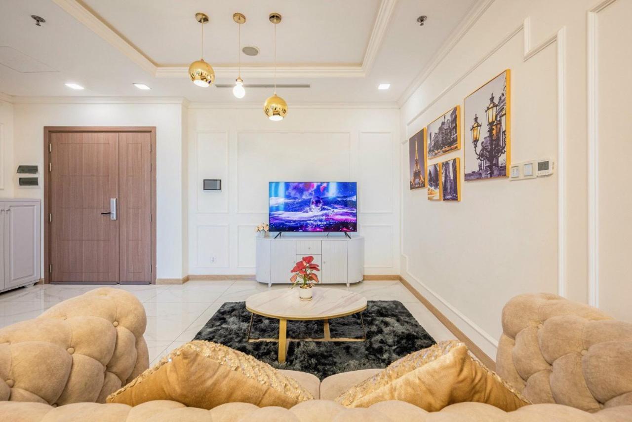 1 Phong Ngu Landmark 81 Vinhome