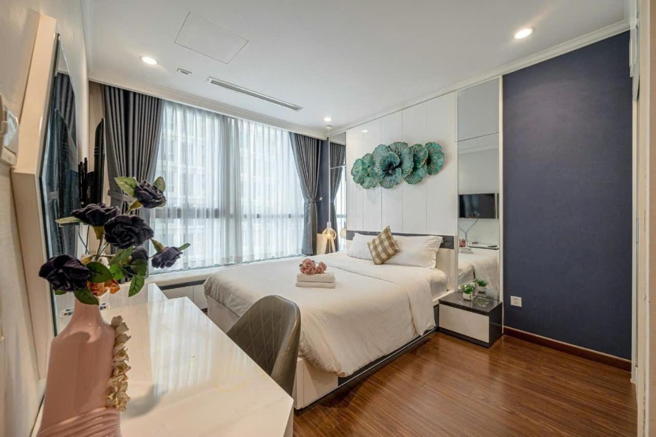 1 Phong Ngu Landmark 81 Vinhome *